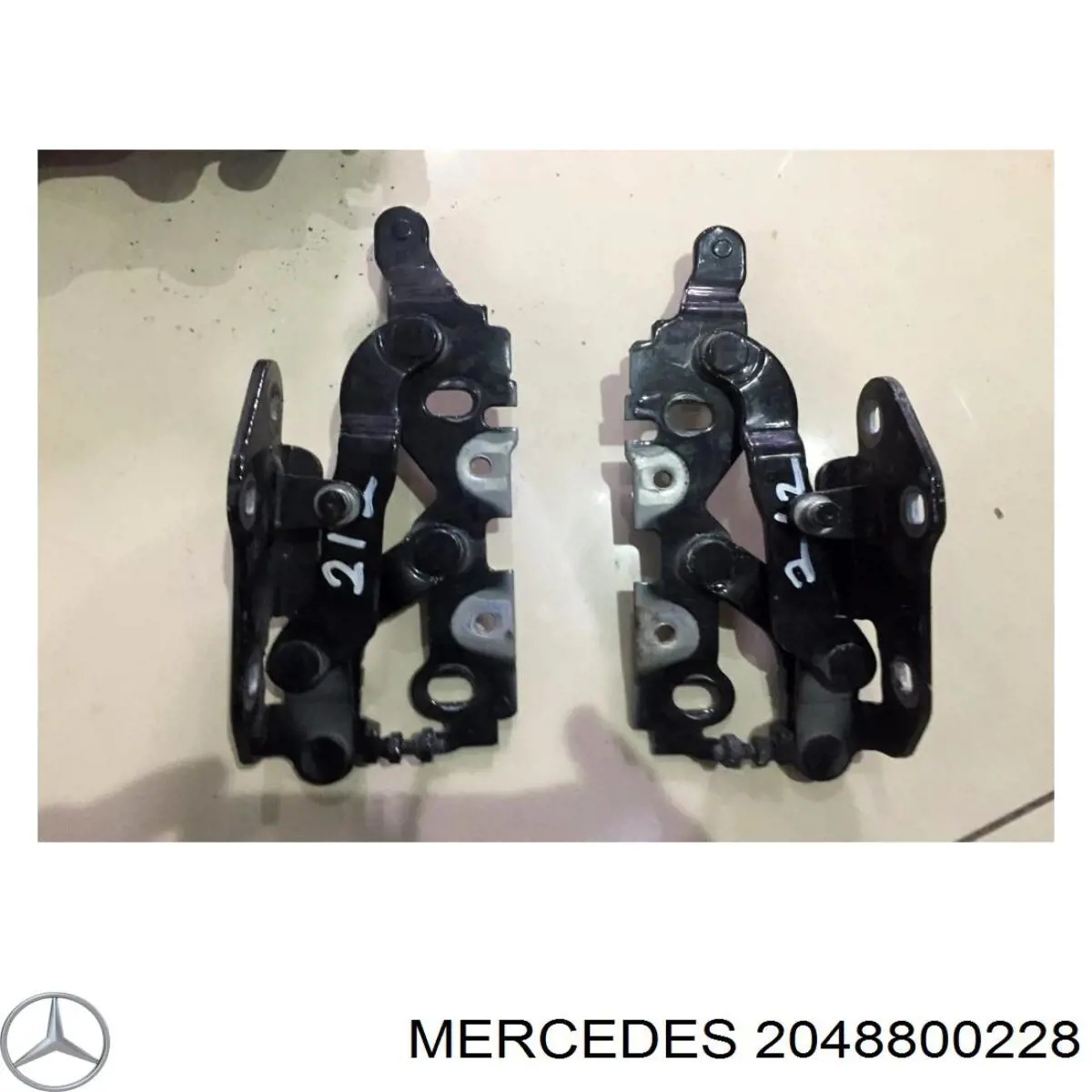 2048800228 Mercedes