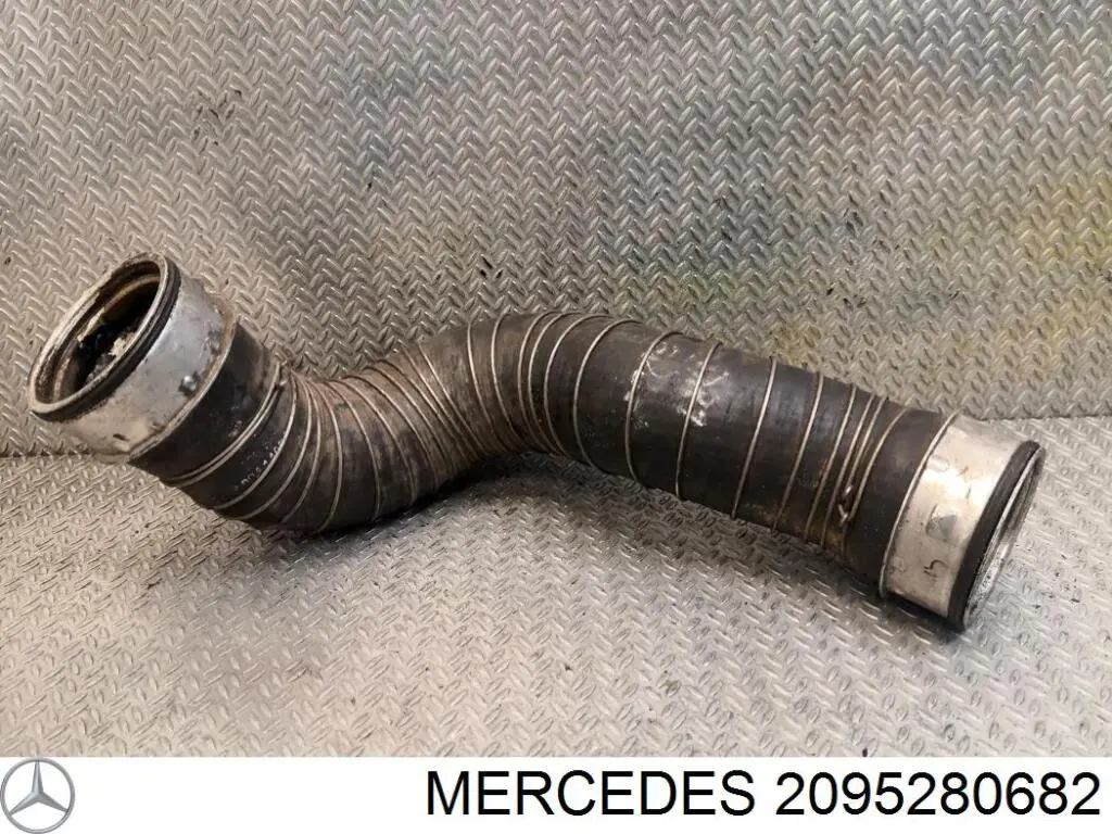 2095280682 Mercedes