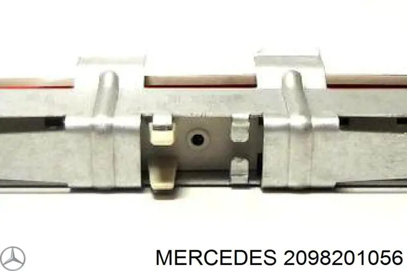 A209820105664 Mercedes Luz central de freno