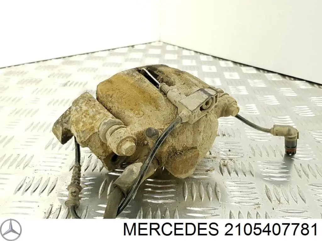2105407781 Mercedes 