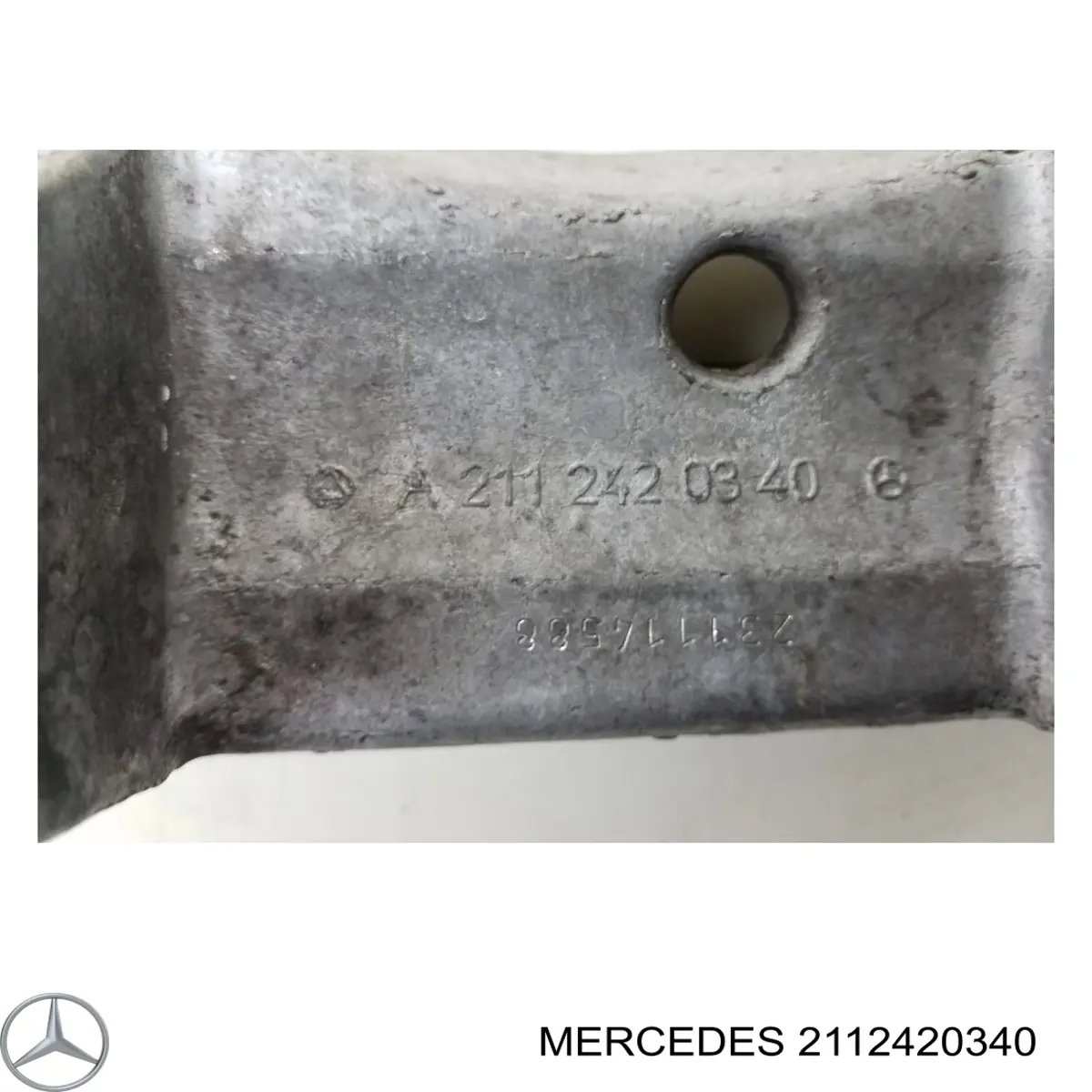 Comprar 2112420340 Mercedes Soporte de cojín de la caja de cambios