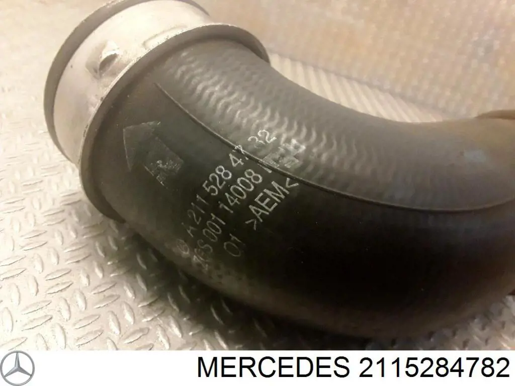 2115284782 Mercedes tubo flexible de aire de sobrealimentación superior izquierdo