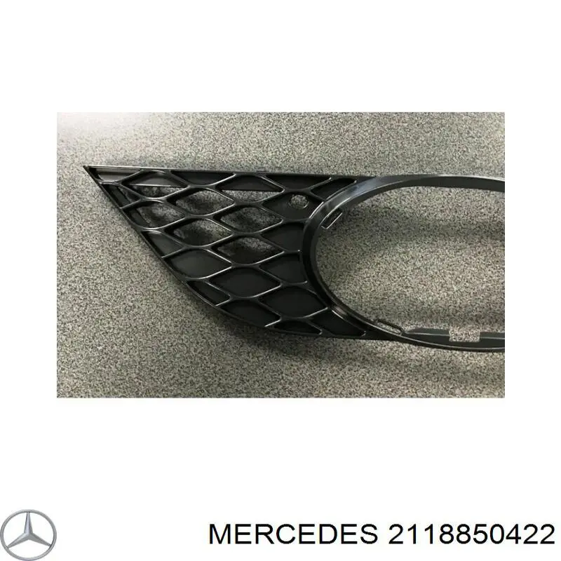 2118850422 Mercedes rejilla de antinieblas delantera derecha