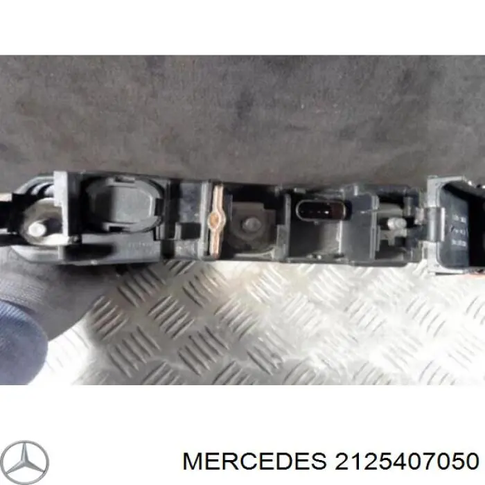 Comprar Caja de fusibles Mercedes E  W212