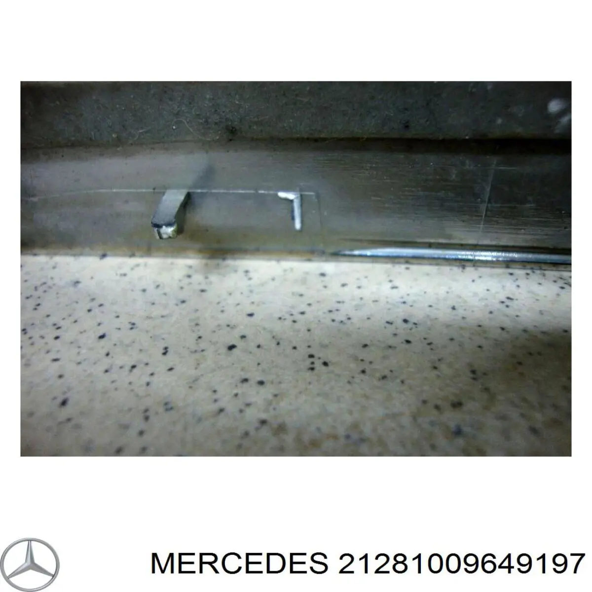Cubierta del retrovisor del conductor Mercedes A2128106700