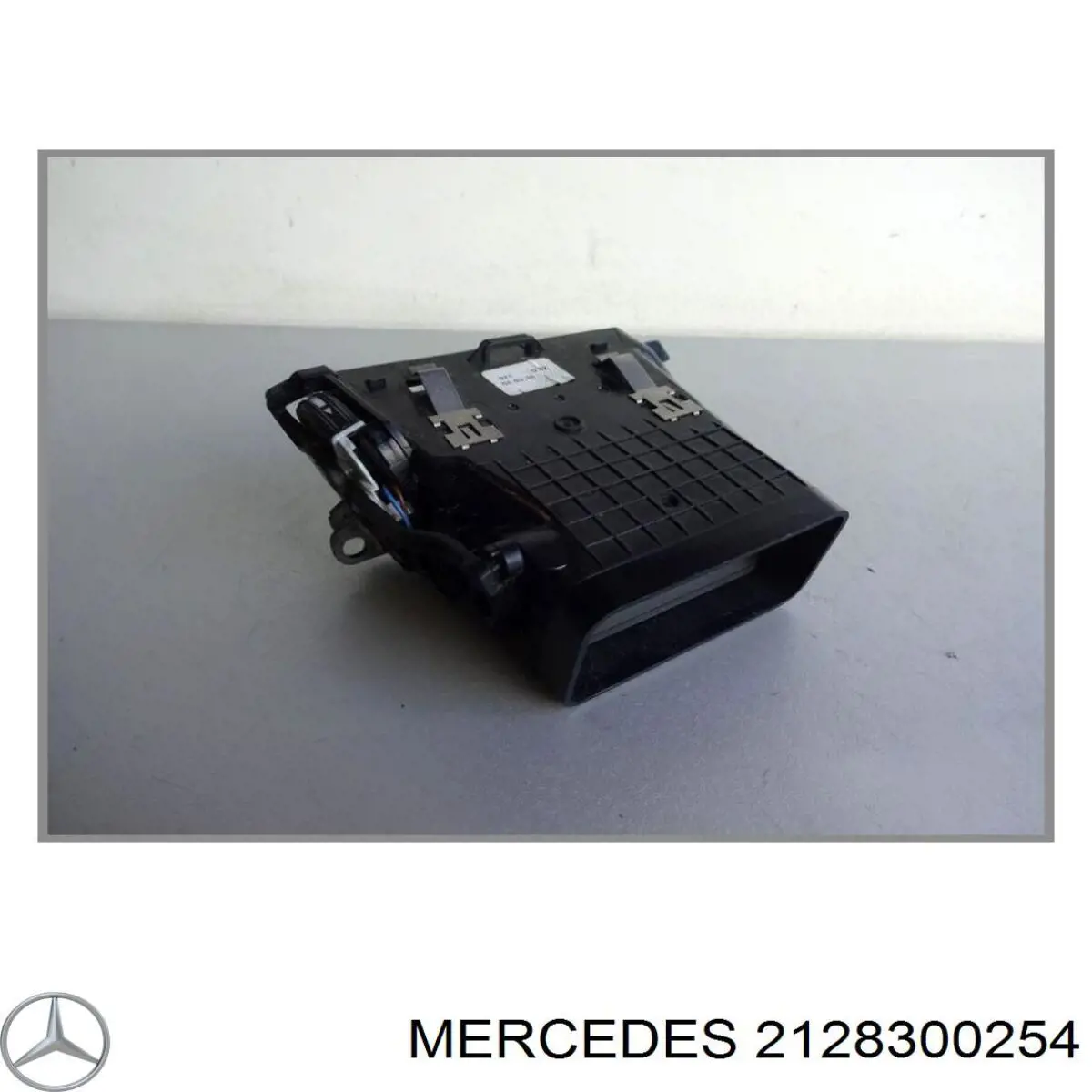 2128300254 Mercedes aireador salpicadero derecho