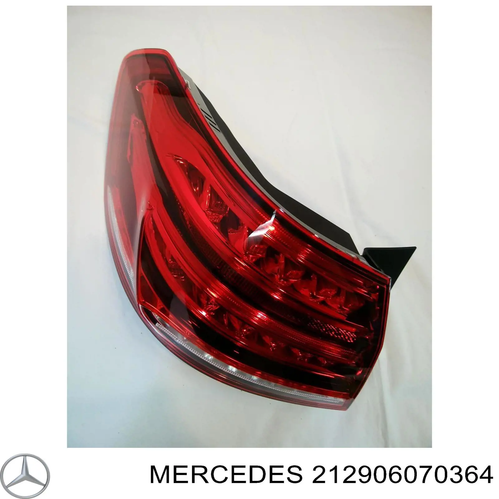 212906070364 Mercedes Piloto trasero exterior izquierdo