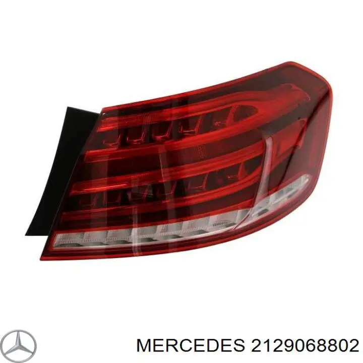 2129068802 Mercedes piloto posterior exterior derecho