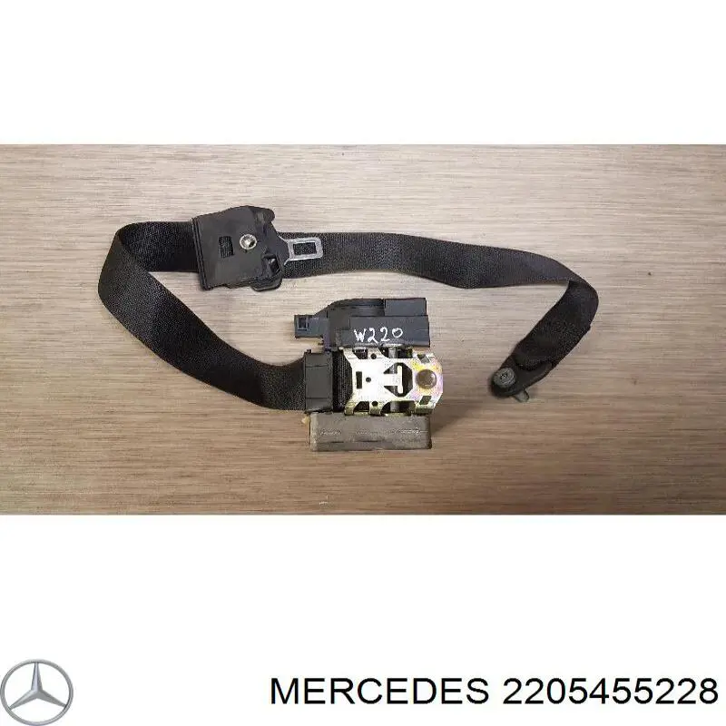 2205455228 Mercedes