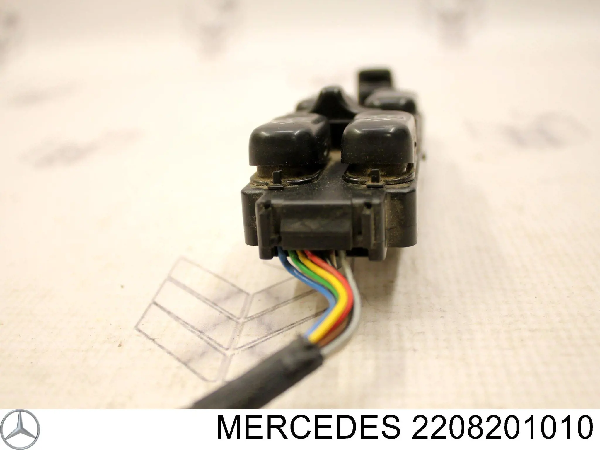 2208201010 Mercedes Unidad de control de elevalunas delantera izquierda