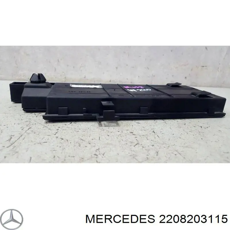 2208203115 Mercedes