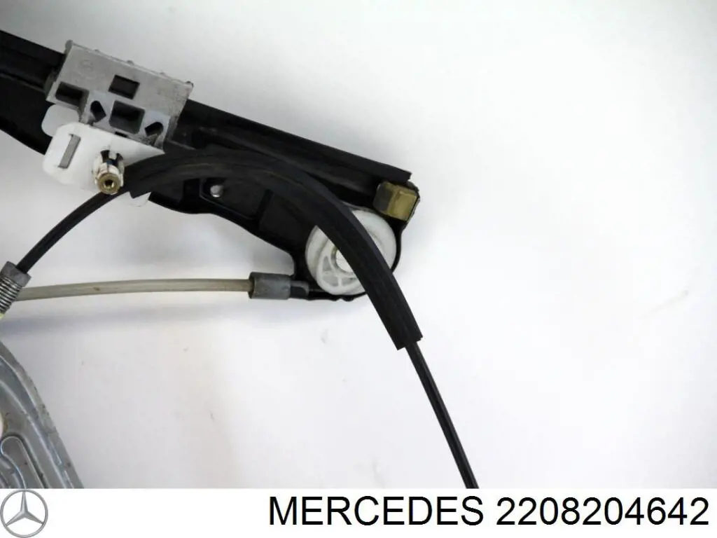 Motor del elevalunas de la puerta delantera derecha 2208205442 Mercedes