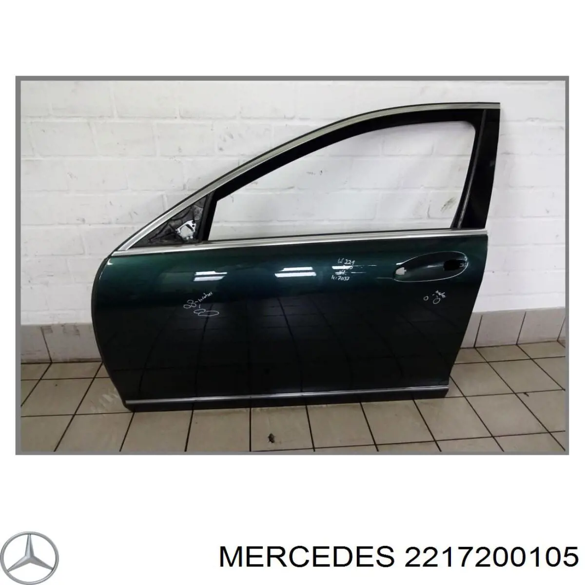 A221720010528 Mercedes puerta delantera izquierda