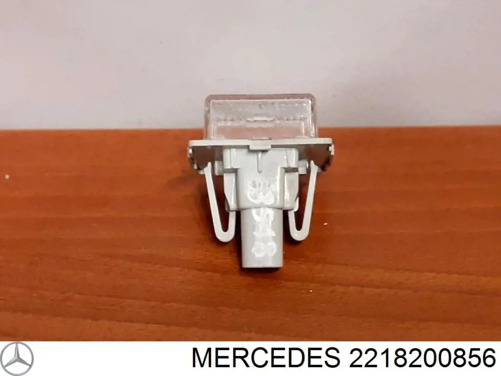 Luz de matrícula para Mercedes E (W212)