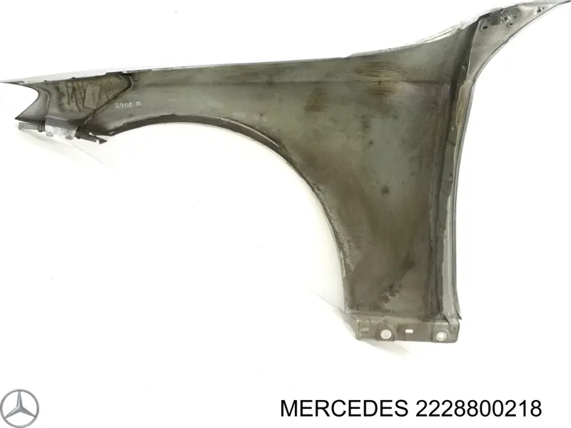 2228800218 Mercedes guardabarros delantero derecho