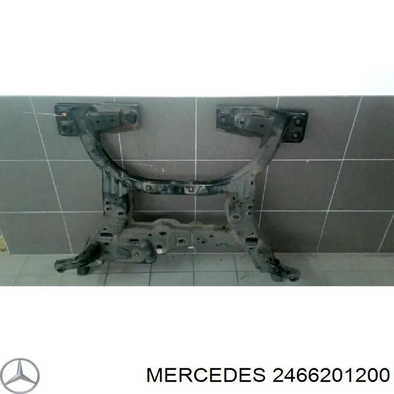 2466201200 Mercedes subchasis delantero soporte motor