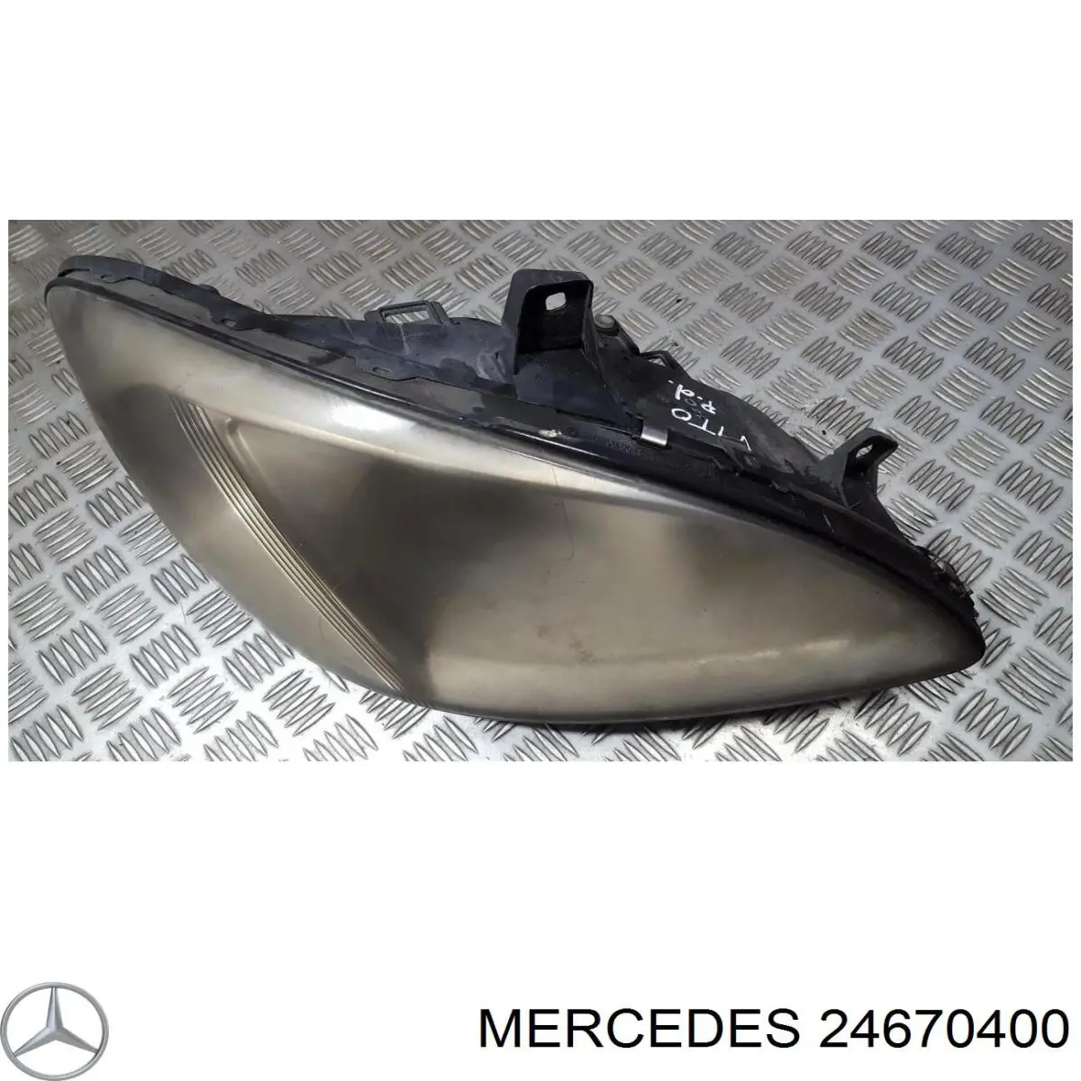 24670400 Mercedes faro derecho