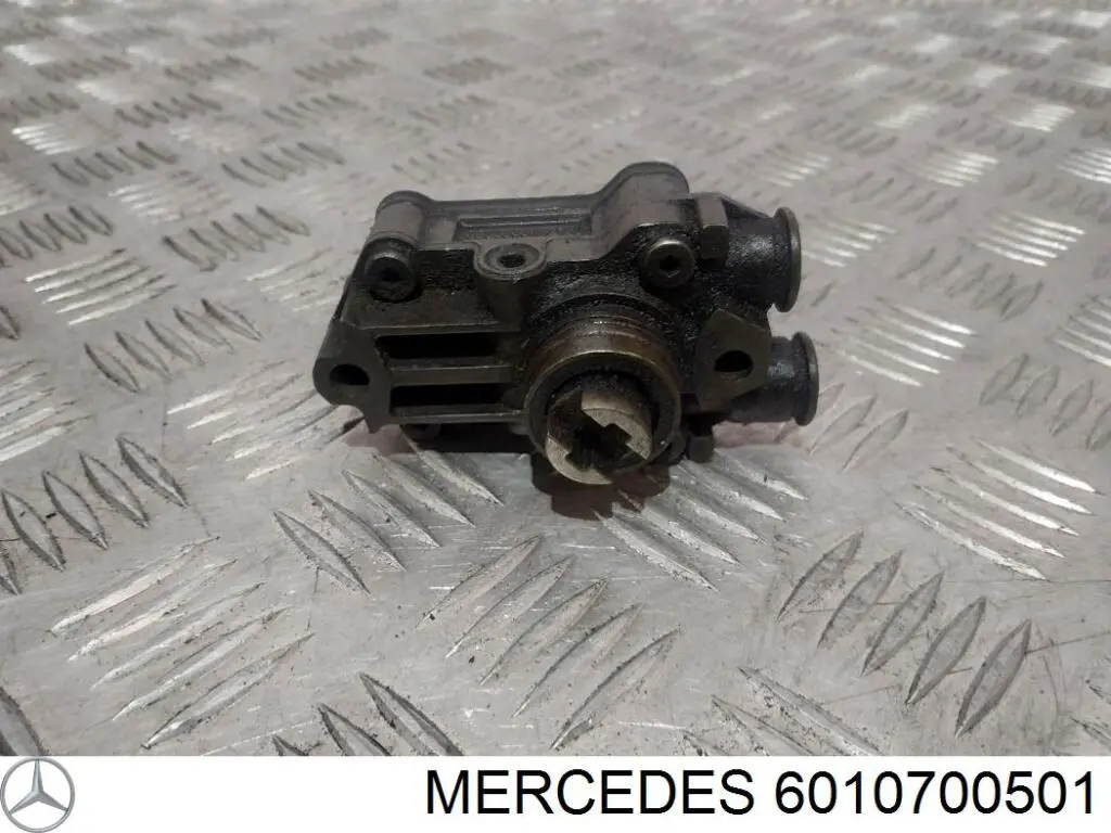Bomba de inyección para Mercedes E (T124)