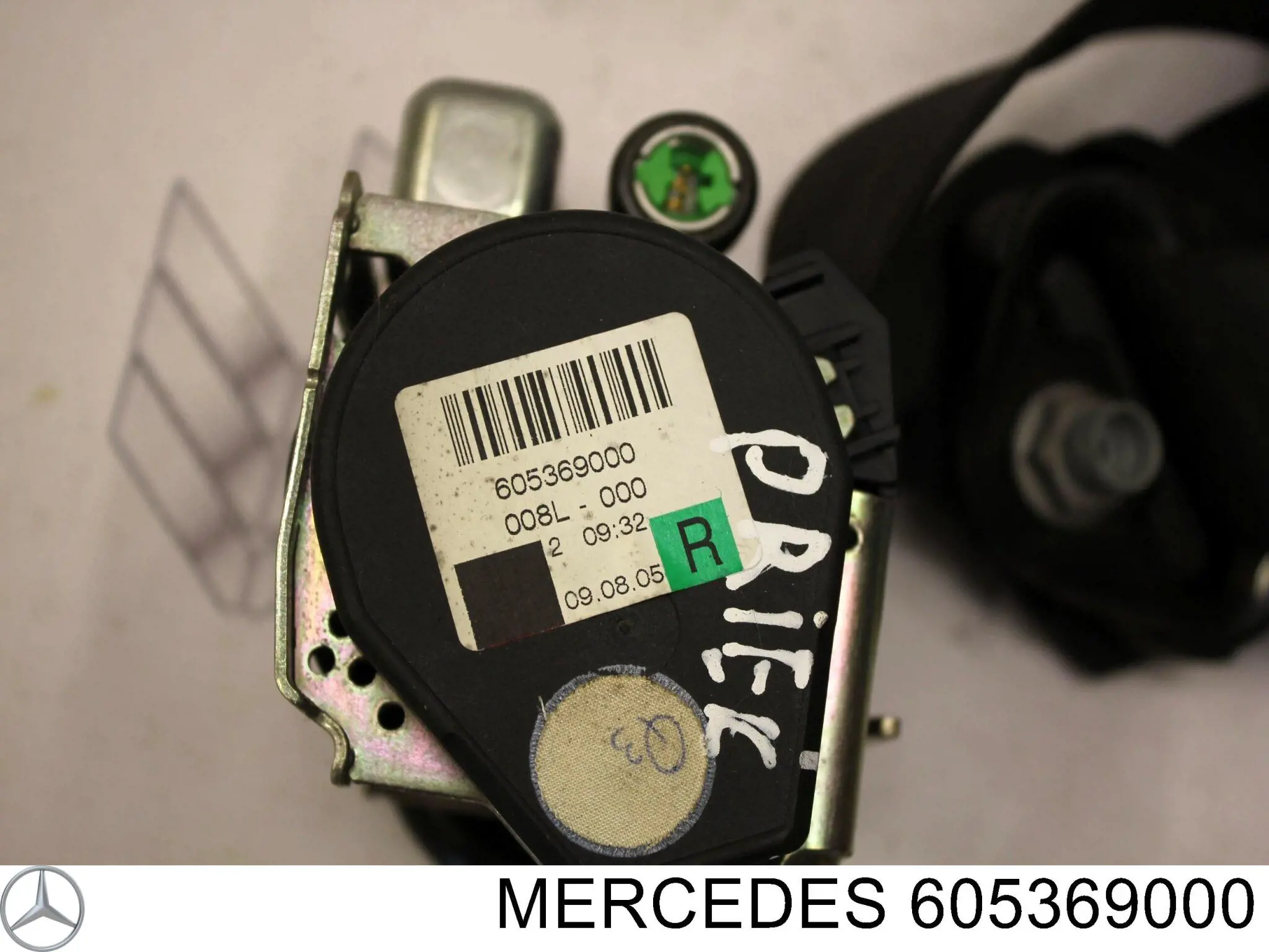 Cinturón de seguridad delantero derecho 605369000 Mercedes