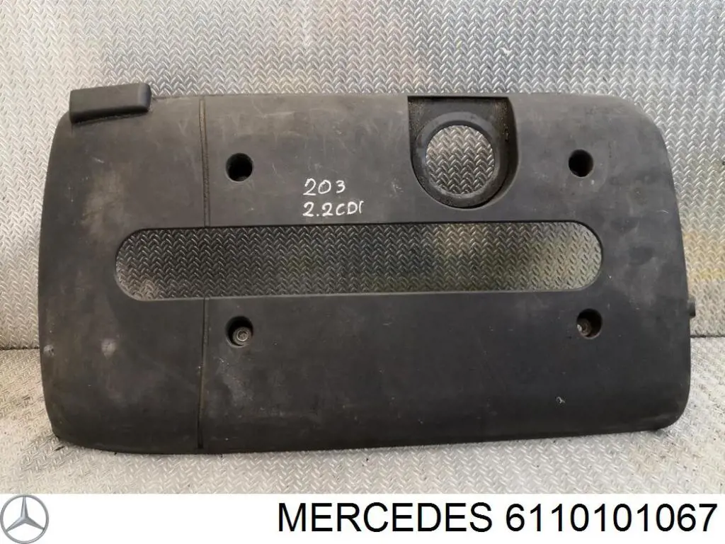 Comprar Tapa motor Mercedes E  S210