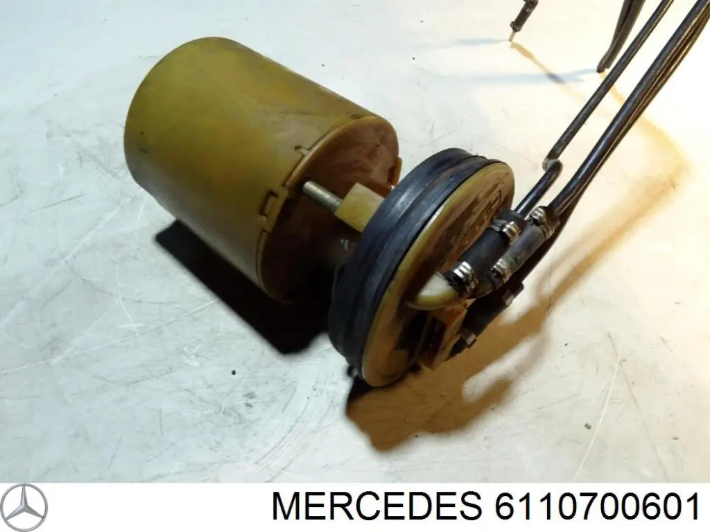 Bomba de alta presión de combustible Mercedes 6110700601 precio, desde 329,60 EUR