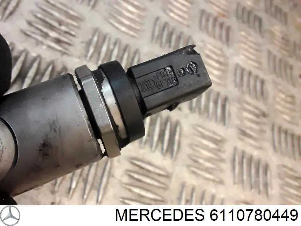 Regulador de presión de combustible Mercedes 6110780449 precio, desde 188,21 EUR