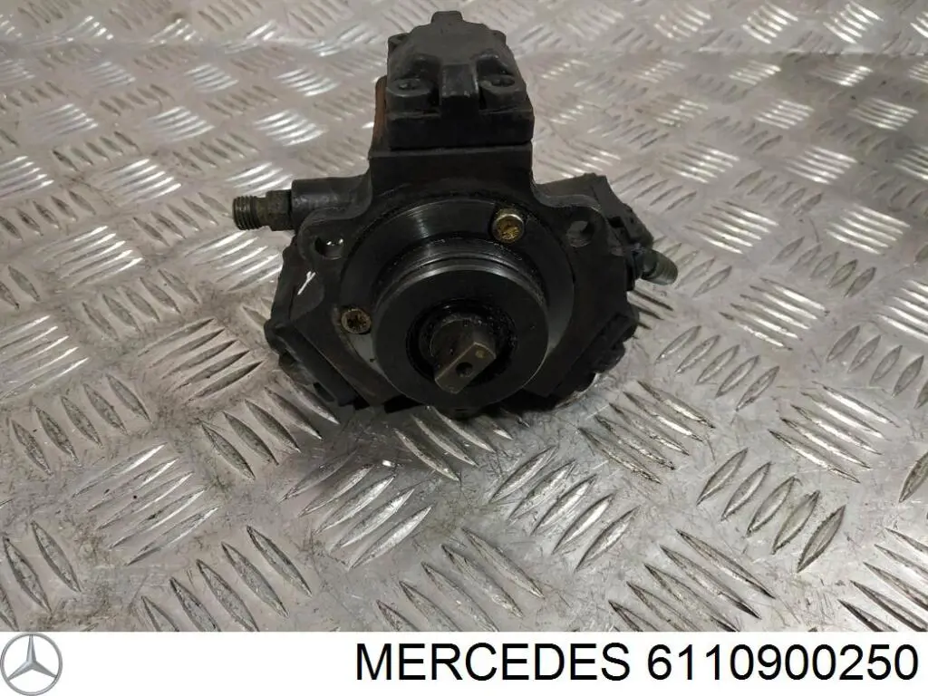 Comprar 6110900250 Mercedes Bomba de combustible mecánica