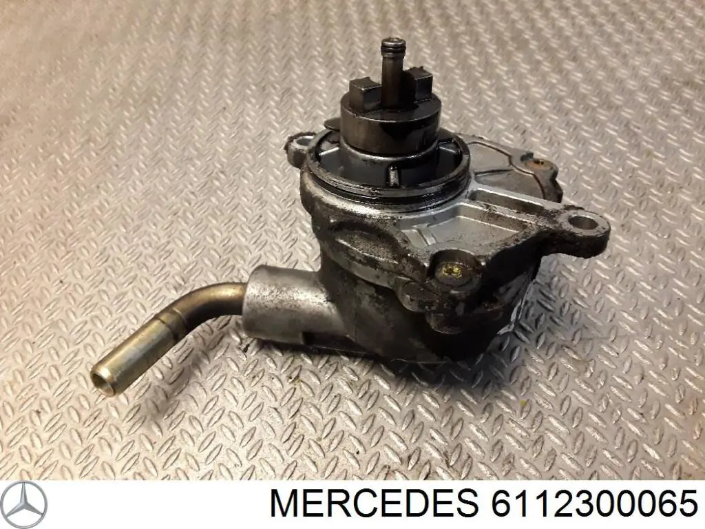 Bomba de vacío 6112300065 Mercedes