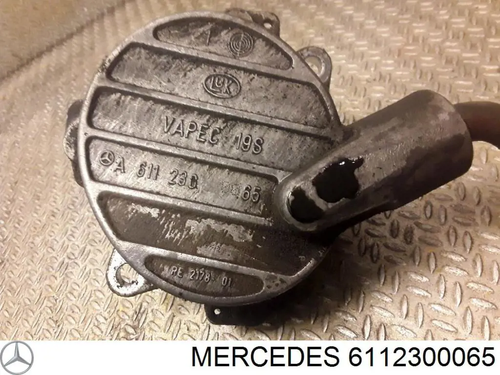 6112300065 Mercedes bomba de vacío