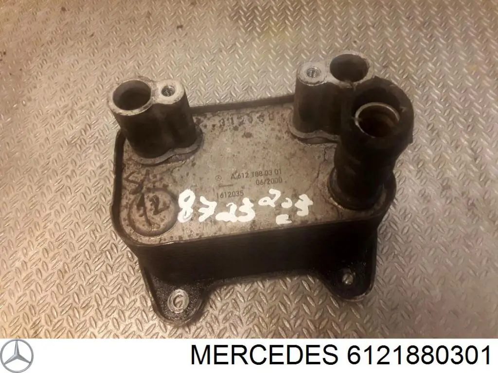 Radiador de aceite Mercedes 6121880301 precio, desde 47,53 EUR
