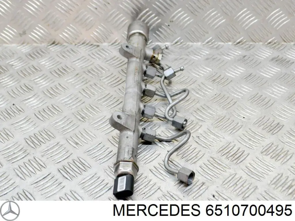 Rampa de combustible Mercedes 6510700495 precio, desde 111,80 EUR