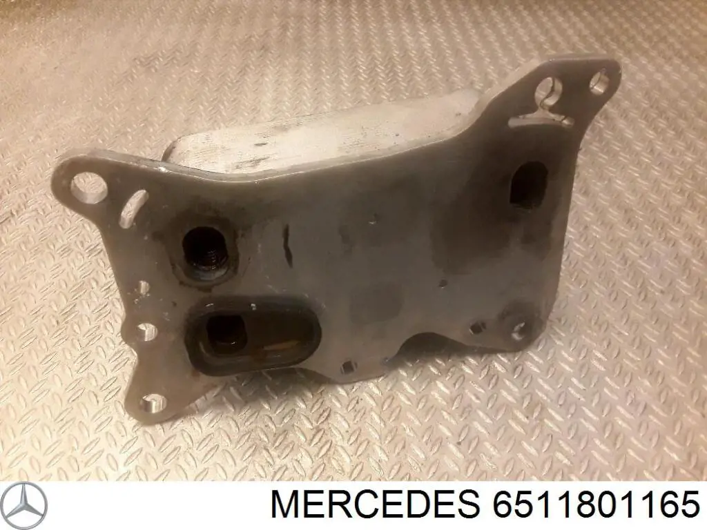 Radiador de aceite Mercedes 6511801165 precio, desde 62,92 EUR