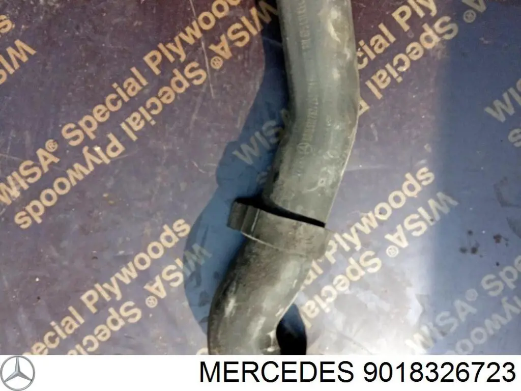 Comprar 9018326723 Mercedes Manguera de admisión de la bomba de agua