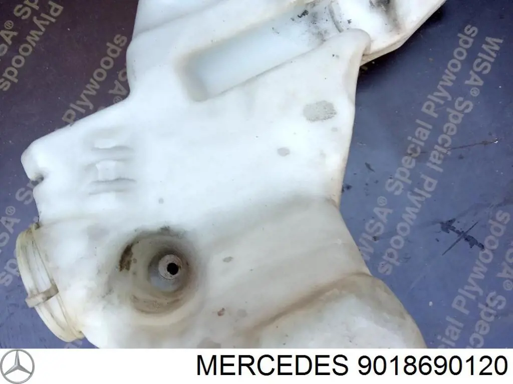 Depósito lavafaros para Mercedes Sprinter (904)