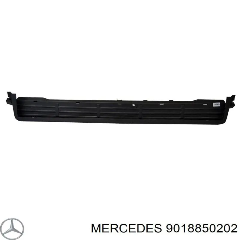 9018850202 Mercedes parachoques trasero, parte central