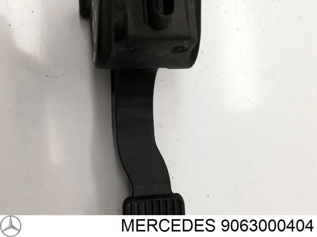 A4473000100 Mercedes pedal de acelerador