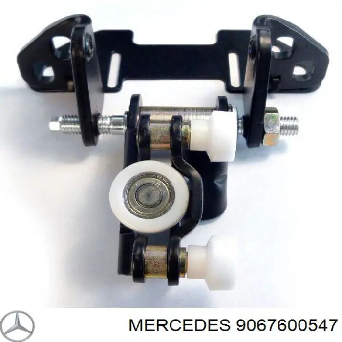 Rodillo inferior derecho de puerta corrediza Mercedes 9067600547 precio, desde 20,52 EUR