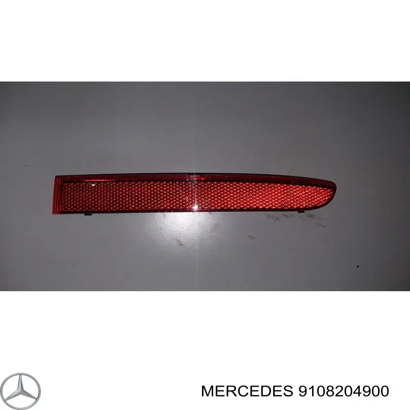 9108204900 Mercedes reflector, parachoques trasero, derecho