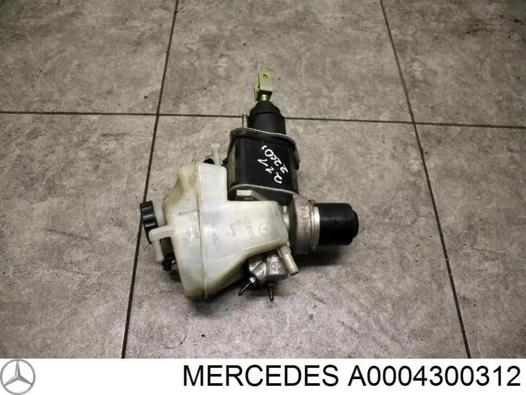 A0004300312 Mercedes Cilindro principal de frenos