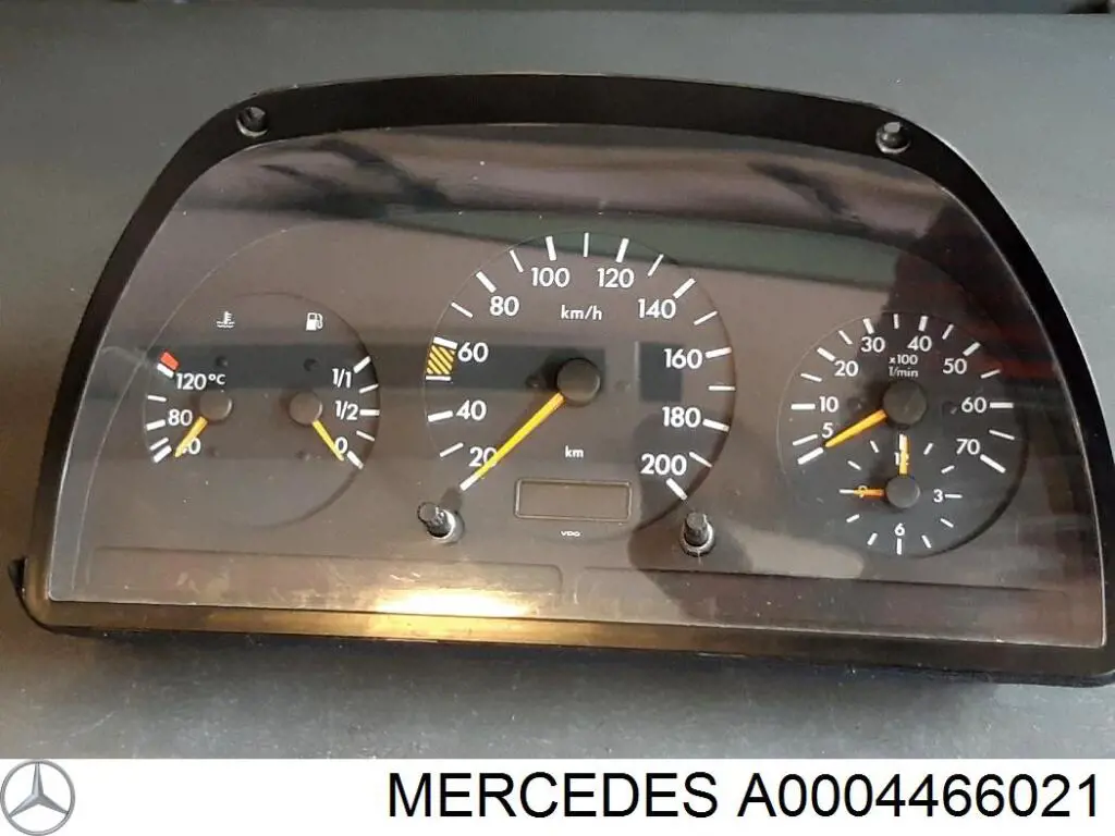 A0004466021 Mercedes tablero de instrumentos (panel de instrumentos)