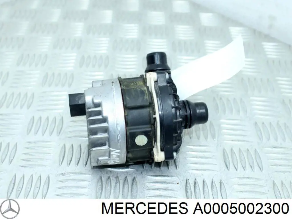 A0005002300 Mercedes bomba de agua, adicional eléctrico