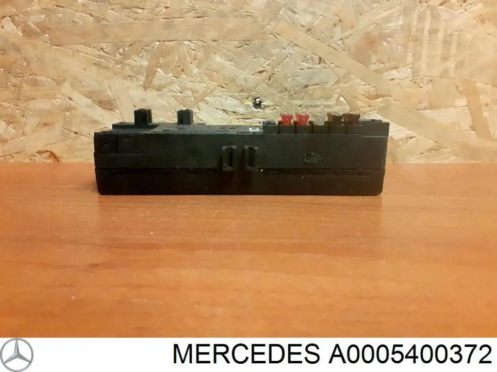 A0005400372 Mercedes caja de fusibles