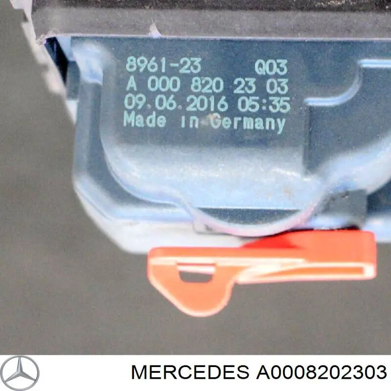 Motor de apertura de tapa de combustible Mercedes A0008202303 precio, desde 48,19 EUR