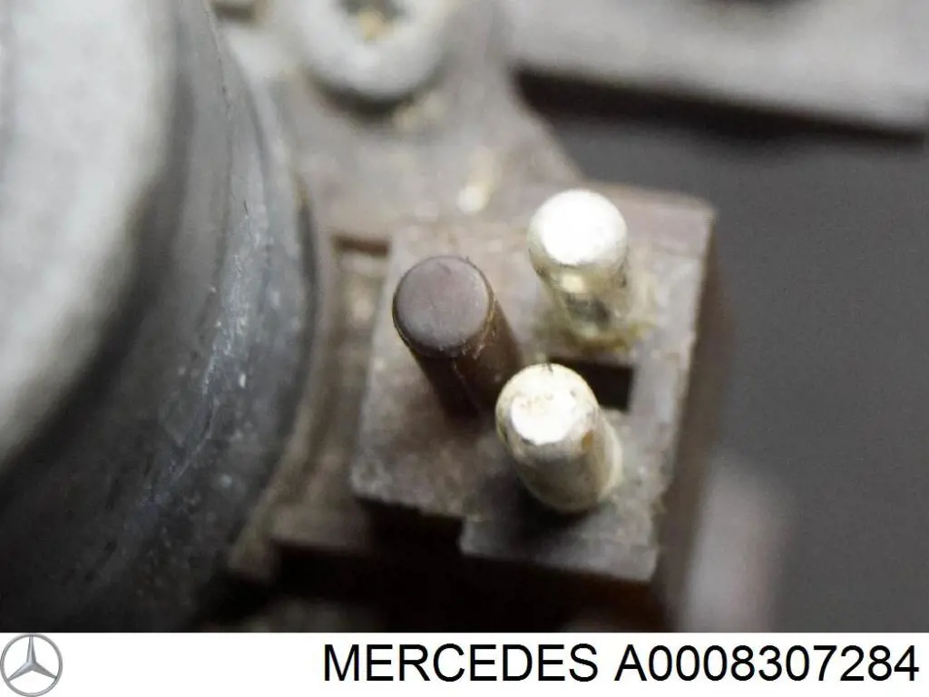 A0008307284 Mercedes