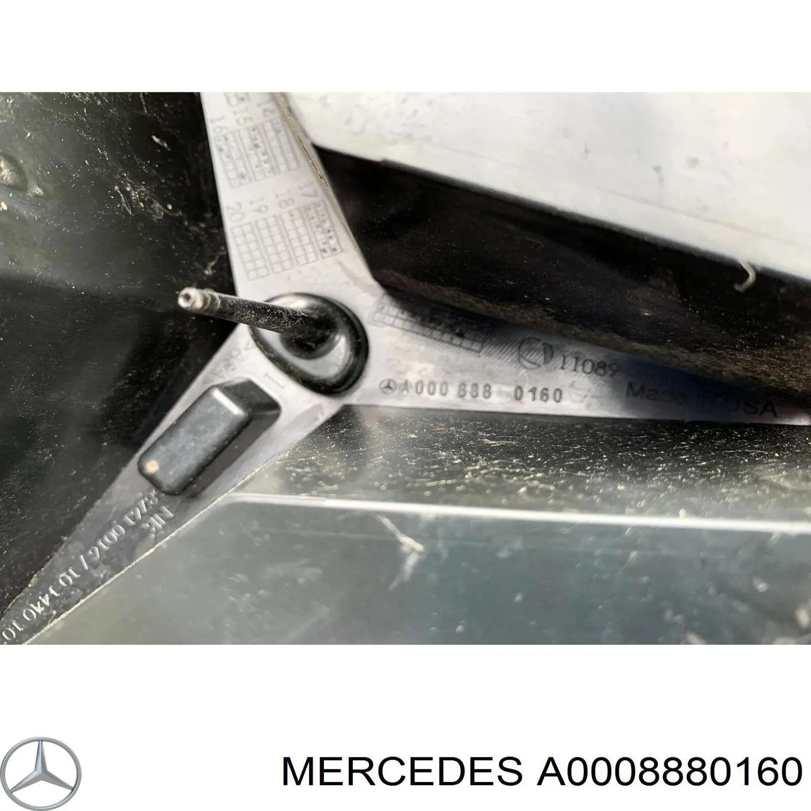 Rejilla delantera Mercedes A0008880160 precio, desde 74,43 EUR