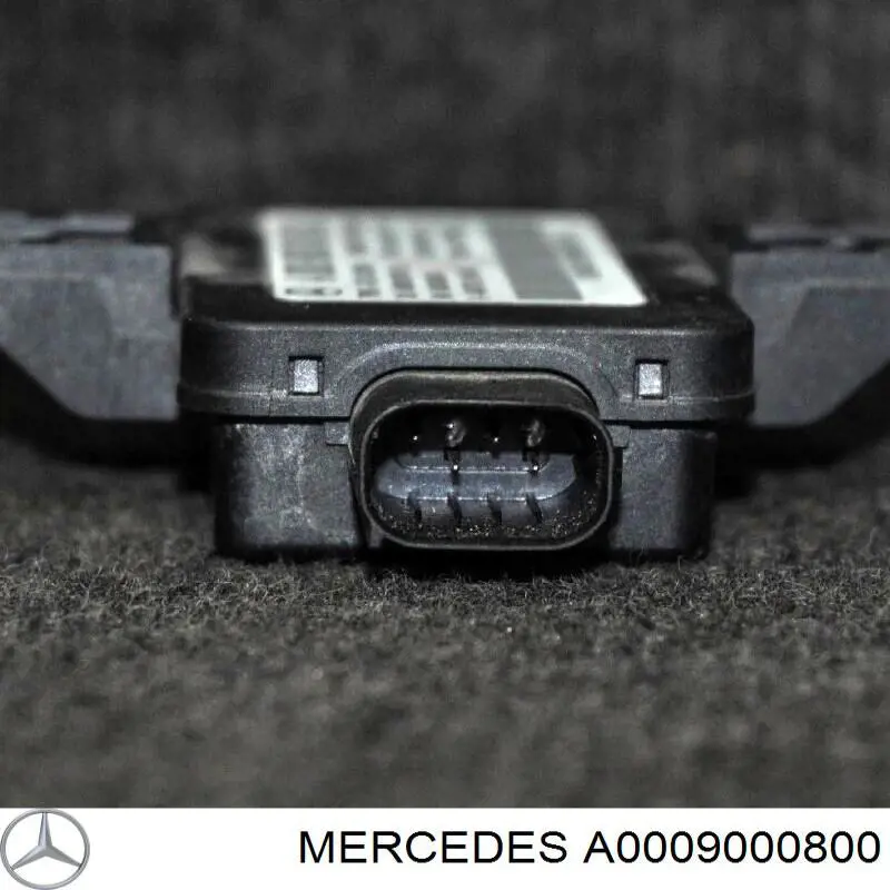 0009000800 Mercedes