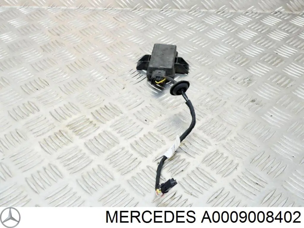 Unidad de control de presión de neumáticos A0009008402 Mercedes