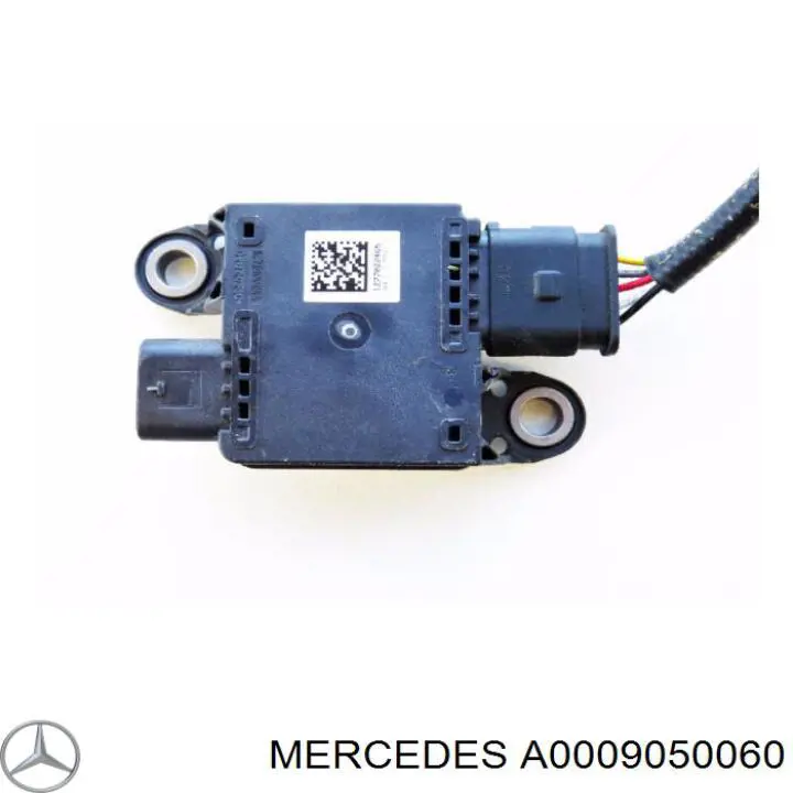 0009051008 Mercedes