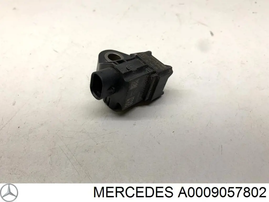 A0009057802 Mercedes