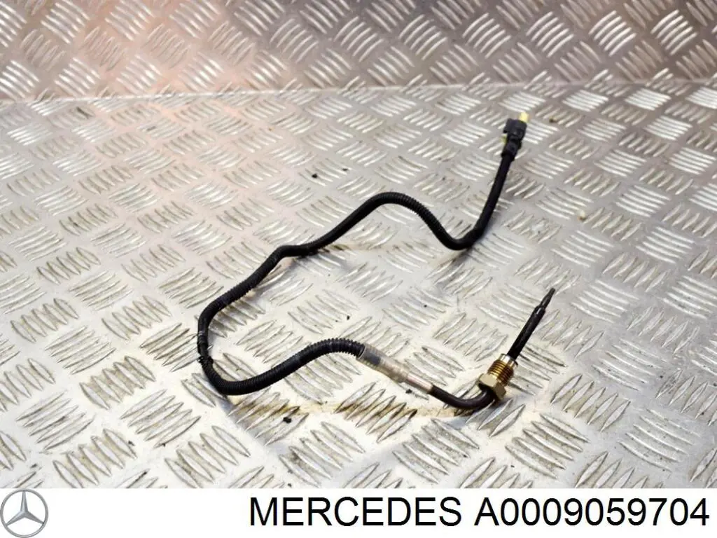 Sensor de temperatura de gases de escape antes del filtro de partículas Mercedes A0009059704 precio, desde 47,64 EUR
